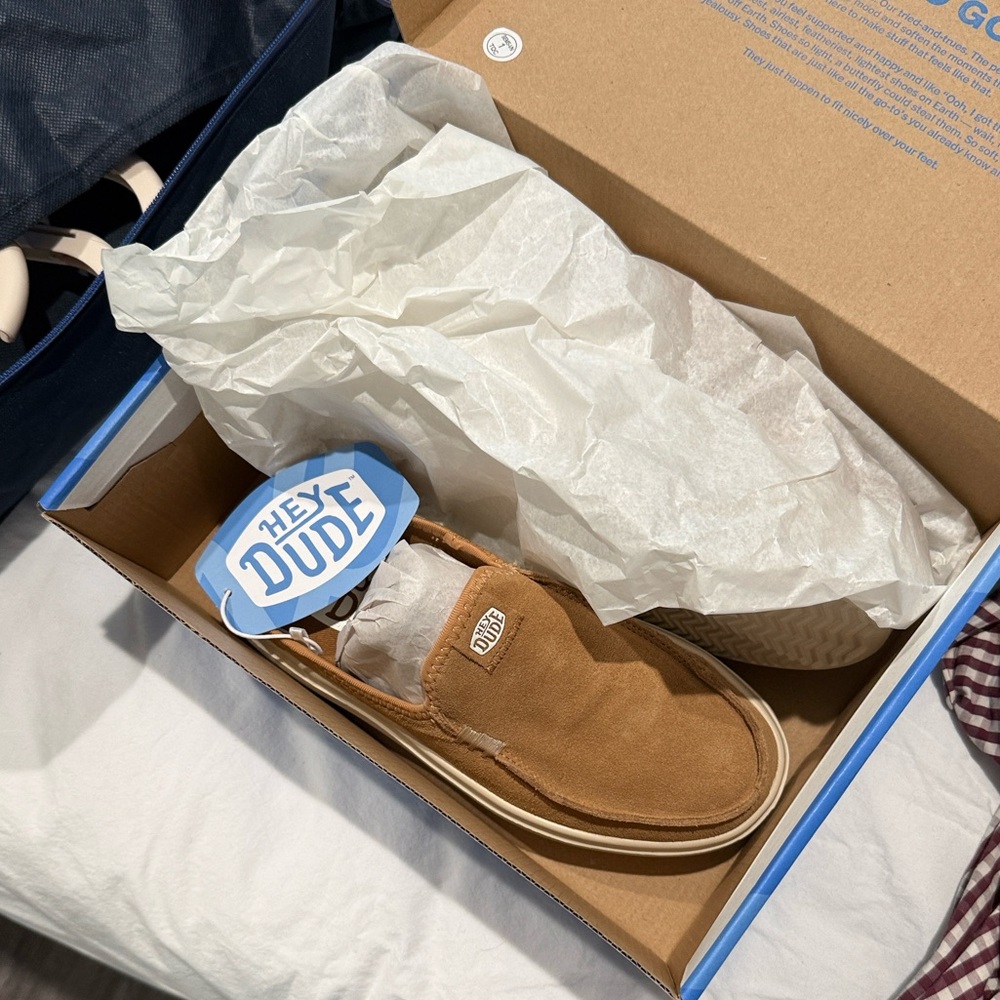 NWT HEYDUDE Austin Lift Classic Slip-On Sneakers - Tan Suede - Picture 5 of 7